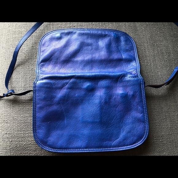 Rabeanco Arielle Crossbody Bag - Picture 4 of 8